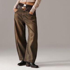 NWT WE THE FREE GOOD LUCK BARREL COATED JEANS SIZE 28